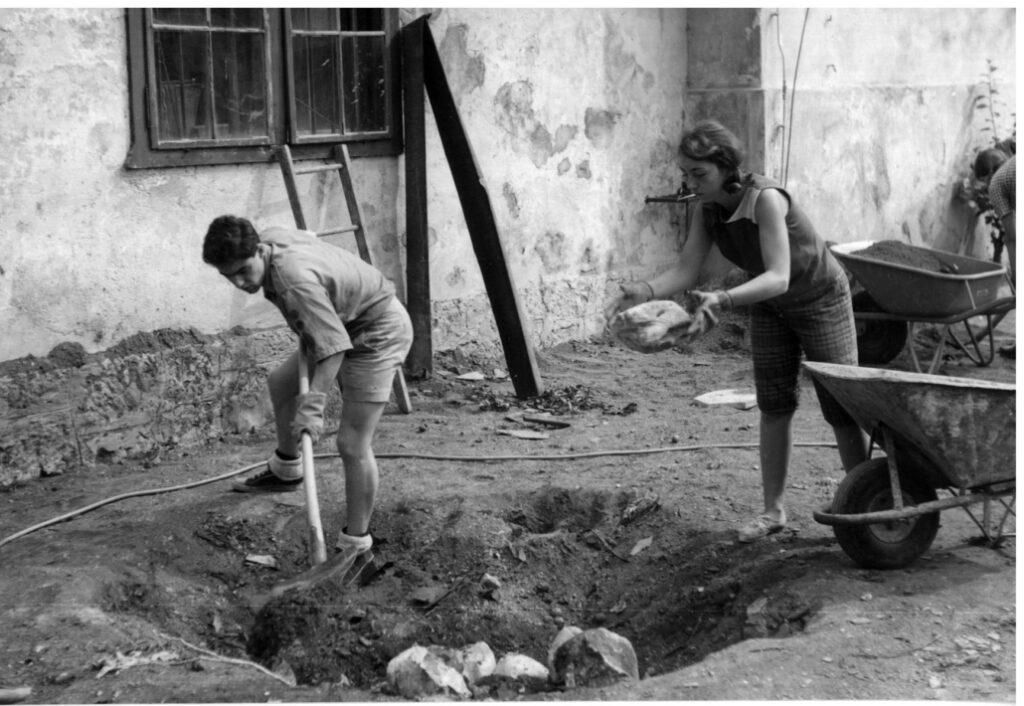 ECLOF-2018-50s-1965-AUSTRIA-CONSTRUCTION-1030x710